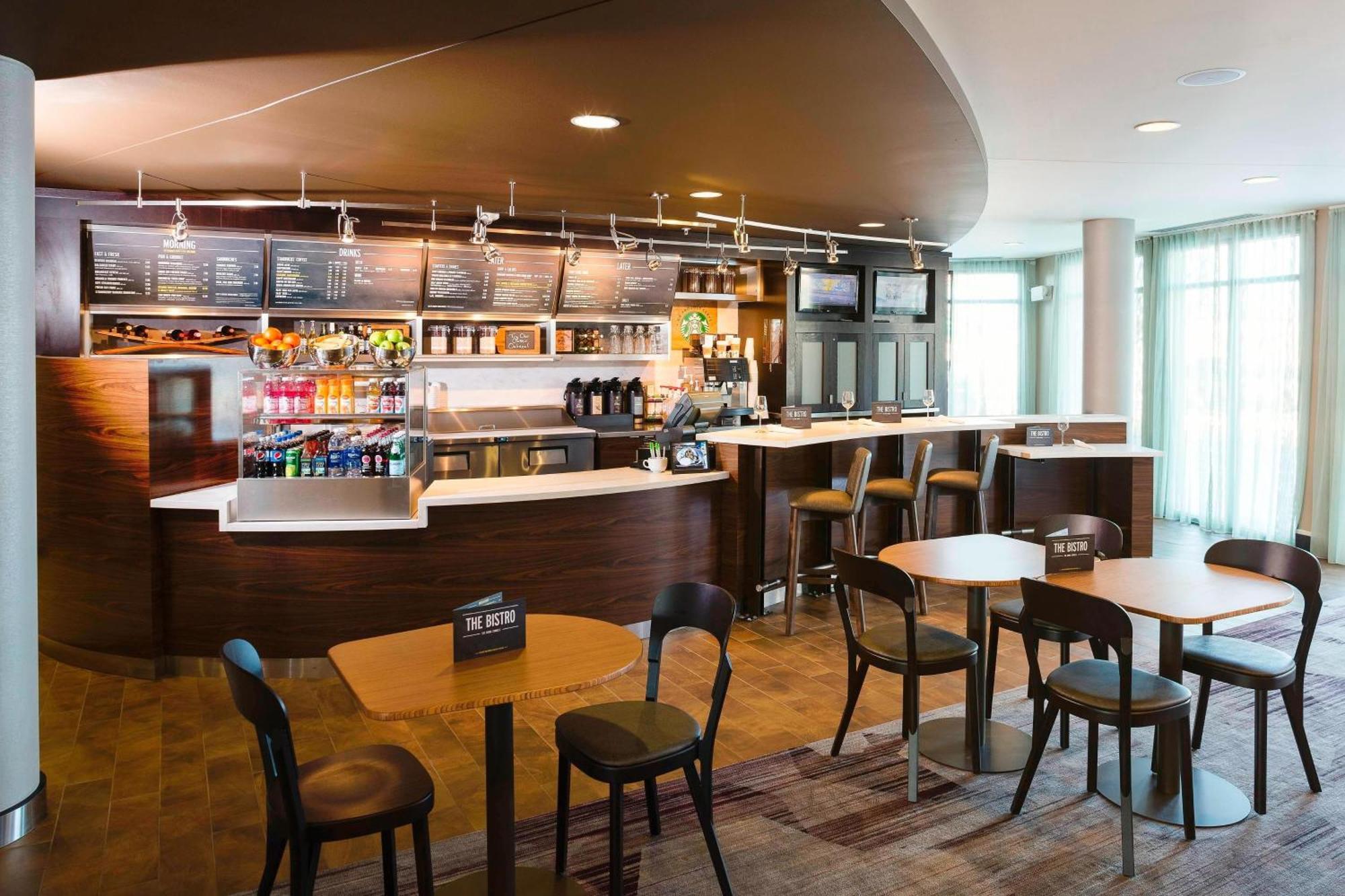 Courtyard By Marriott Су-Фолс Экстерьер фото